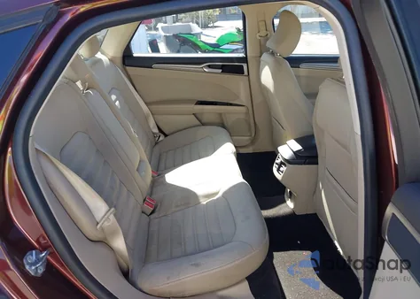 2015 Ford Fusion Hybrid Se z USA, uszkodzony, nr VIN 3FA6P0LU9FR229439